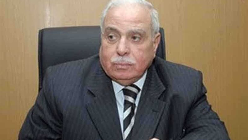 وفاة قدرى أبو حسين