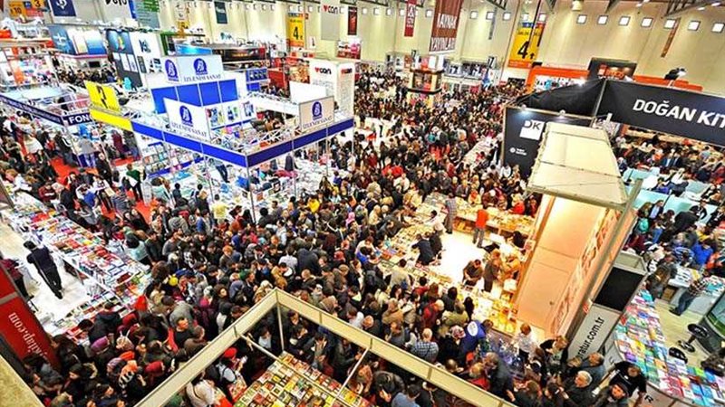 الشارقة ضيف شرف معرض