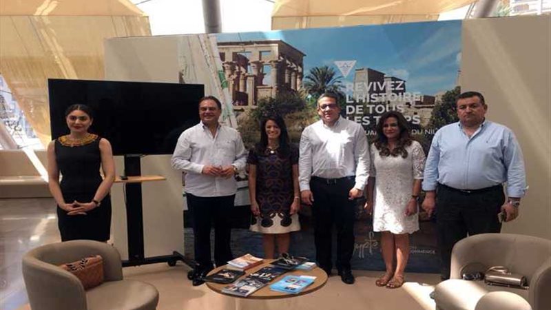 وزير الآثار يناقش