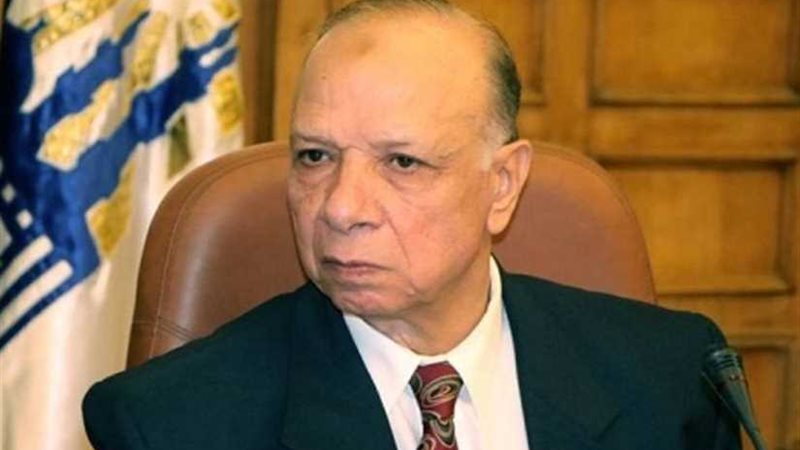 محافظ القاهرة يشيد