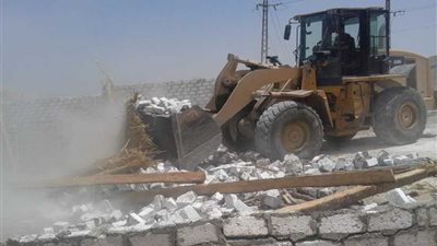 إزالة ٨ حالات تعدٍ على أراضي أملاك الدولة بمركز الغنايم.. صور