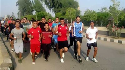 معسكر تعايش لعناصر الكشافة بقيادة وحدات المظلات