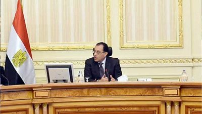 رئيس الوزراء يتابع حادث قطار البدرشين ويجري اتصالات عاجلة بالمسؤولين لاحتواء تبعاته