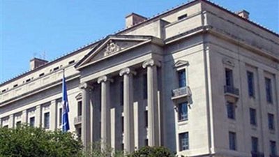 وزارة العدل الأمريكية: توجيه التهم لـ12 ضابطًا روسيًا على علاقة بالتدخل في انتخابات 2016