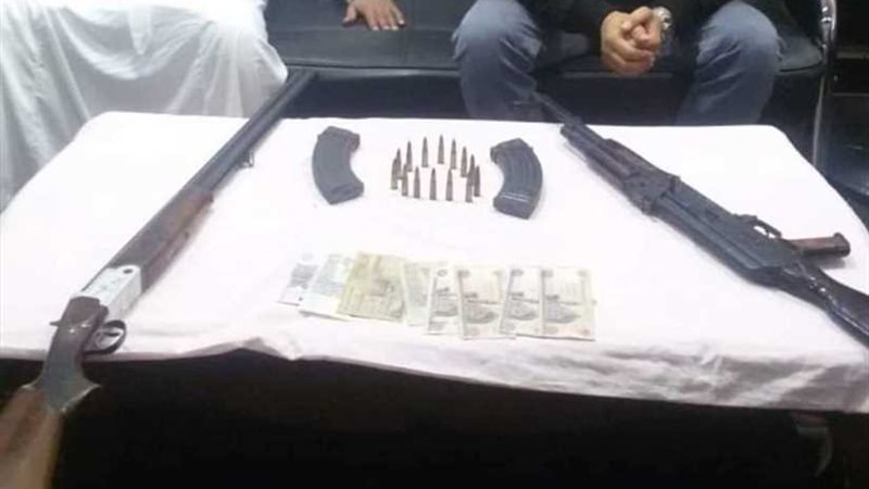 ضبط رجل أعمال ونجله