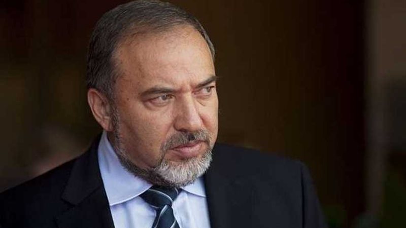 ليبرمان يطلب غلق