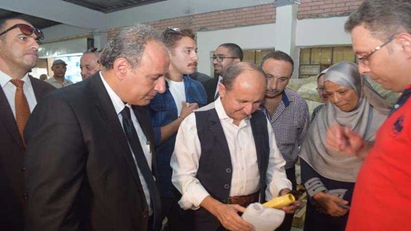 وزير التجارة يتفقد