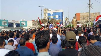 إصابة 10 متظاهرين بالعراق حاولوا اقتحام مبنى مجلس محافظة الديوانية