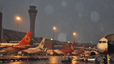 إلغاء 96 رحلة جوية وتحويل 43 بسبب سوء الطقس بالصين