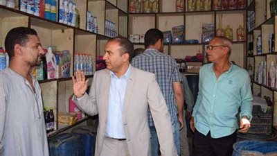 رئيس مركز أبوقرقاص بالمنيا يتابع ضبط الأسعار بالأسواق خلال حملة تفتيشية مكبرة