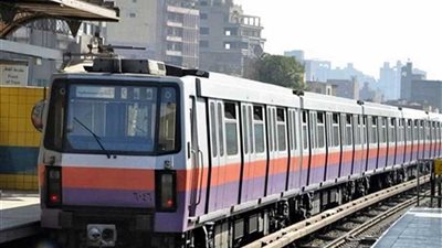 مترو الأنفاق: إيقاف السائق المصطحب طفلًا معه داخل كابينة القيادة (فيديو)