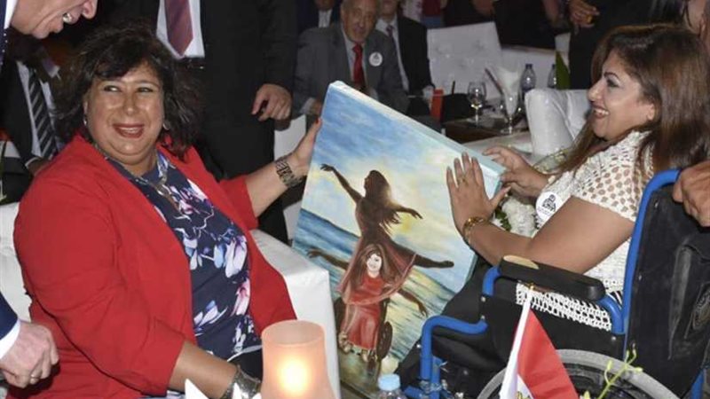 وزيرة الثقافة تشهد