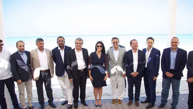 وزيرة السياحة تفتتح