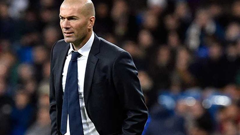 زيدان يلحق بالنجم