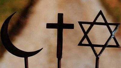 الأديان السماوية تحرم الشائعات ومروجوها يتمسحون في الإسلام