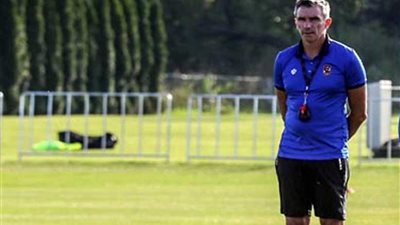 كارتيرون يجتمع بمهاجمي الأهلي قبل موقعة تاونشيب