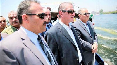 حملة لإزالة الأقفاص السمكية من نهر النيل بـ 