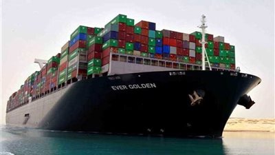 102 سفينة تعبر قناة السويس يومي الأربعاء والخميس