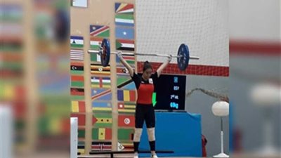 أمل توفيق تحصد ثلاثة ذهبيات لرفع الأثقال بدورة الألعاب الإفريقية بالجزائر