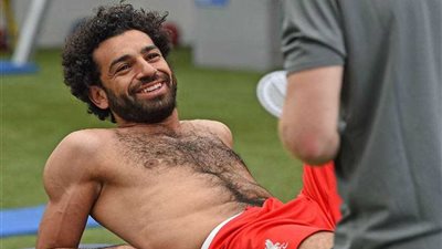 بماذا علقت الصحافة العالمية على عودة «صلاح» لتدريبات ليفربول؟