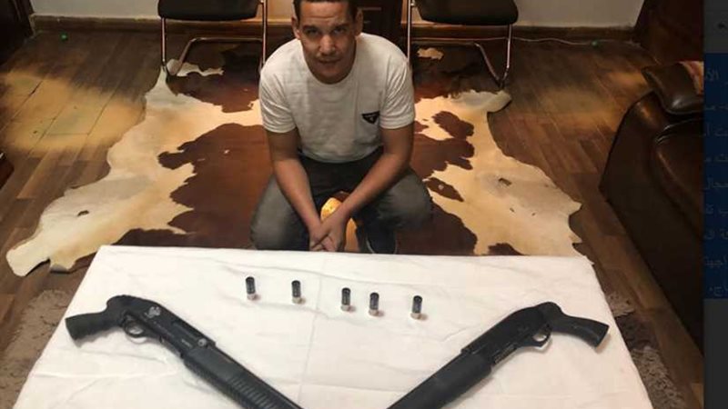 تاجر الأسلحة وقع