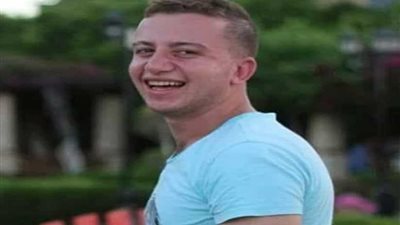 الآلاف يشيعون جثمان الشهيد بيتر.. ومطالبات بالقصاص