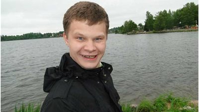 آكل لحوم البشر للشرطة: طعم الرأس 