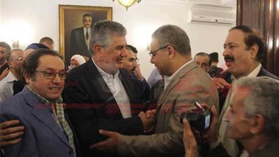 عُشَّاق ناصر يحتفلون بذكرى ثورة يوليو في ضريحه