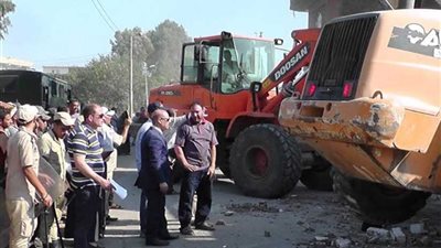 قوات إنفاذ القانون تواصل إزالة التعديات على أراضي الدولة