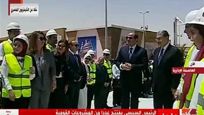 السيسي يفتتح محطة الكهرباء 
