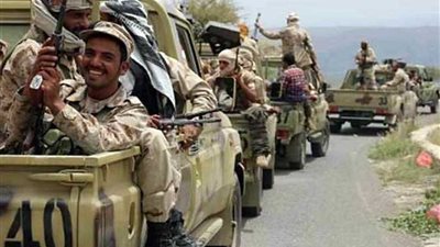 الجيش اليمني يفجر عددا من الألغام البحرية زرعها الحوثي قبالة مرفأ حبل