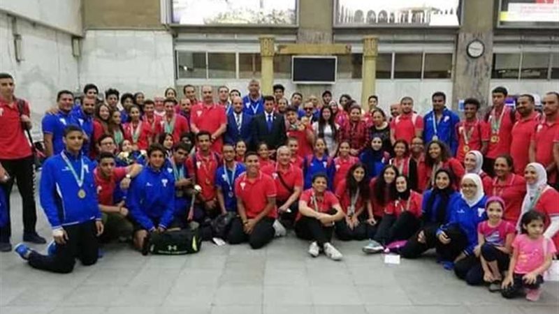 وزير الشباب يستقبل