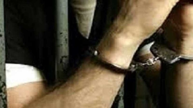 القبض على ٤ أشخاص