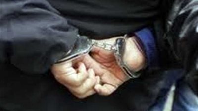 ضبط أمين شرطة ببنى سويف تحصل على أموال من المواطنين مقابل تعيين أبنائهم