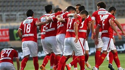 الأهلي يواجه انخفاض درجات الحرارة في بتسوانا بـ«النشويات»