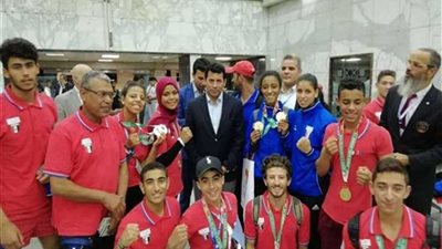 وزير الرياضة يستقبل بعثة الووشو كونج فو العائدة من الجزائر