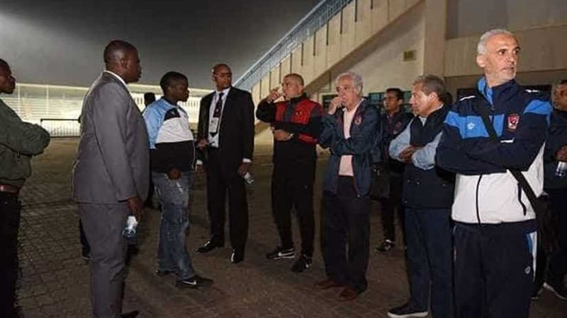 الأهلي يفقد حافلته