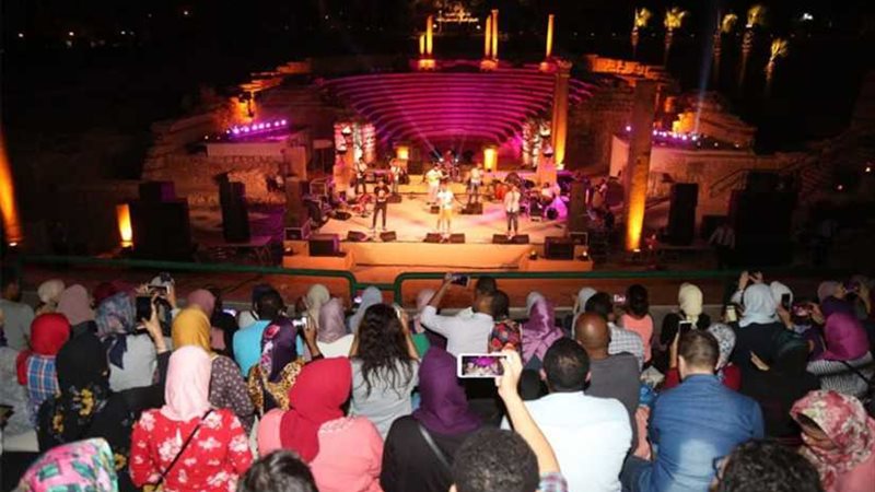 زحمة في حفل بلاك