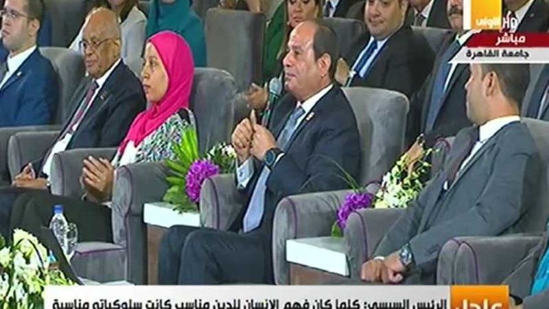 السيسي عن الشائعات: