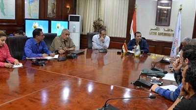 توقيع بروتوكول لإنشاء ٤ محطات صرف صحي بالزينية شمال الأقصر