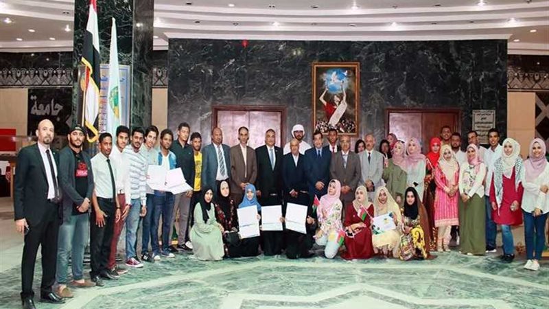 أم الدنيا تحتضن طلاب