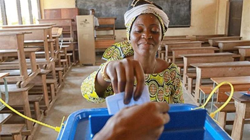 بدء التصويت في أول