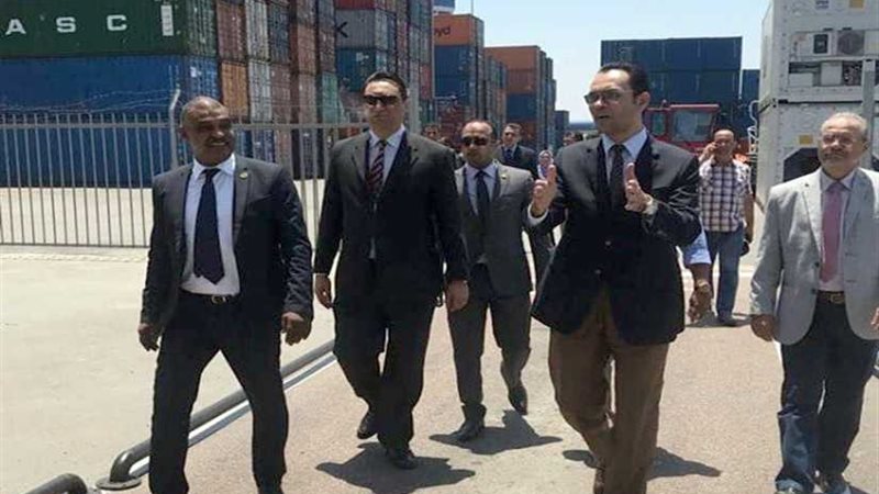 الدولة تحكم قبضتها