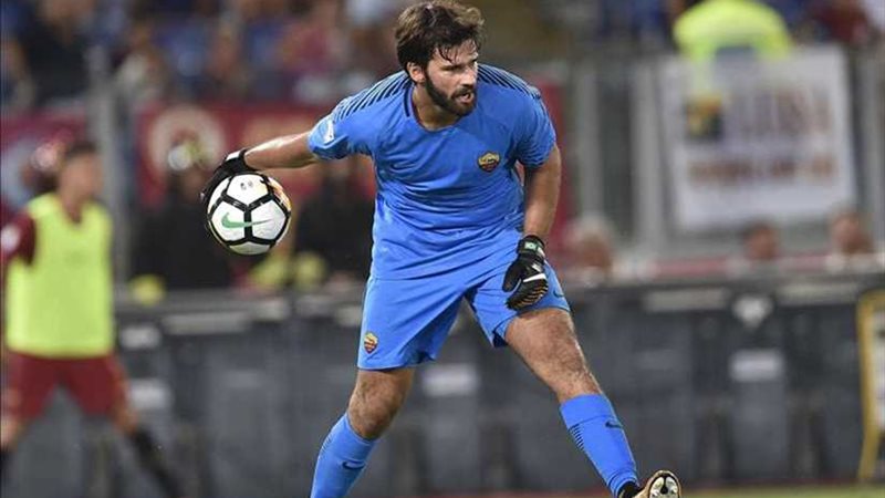 أليسون يبدأ التدريبات