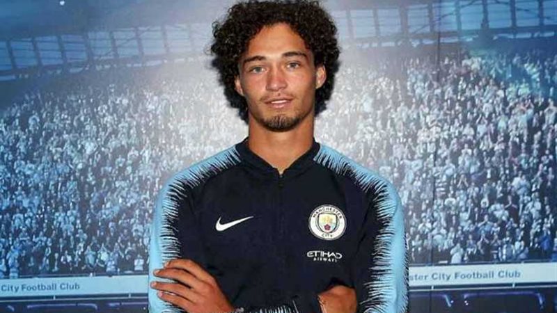 مانشستر سيتي يتعاقد