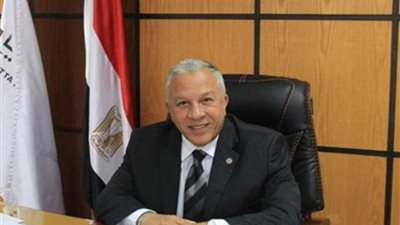 رئيس ميناء دمياط يبحث مع 