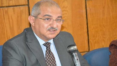 التحويل إليكترونيا للطلاب الجدد بجامعة أسيوط