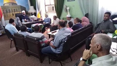 وكيل أوقاف الإسكندرية يشدد علي الانضباط في العمل