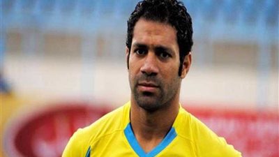 حسني عبدربه يحفز لاعبي الإسماعيلي قبل مواجهة الأهلي