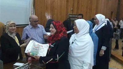 تُكريم 250 ممرضة بأسيوط